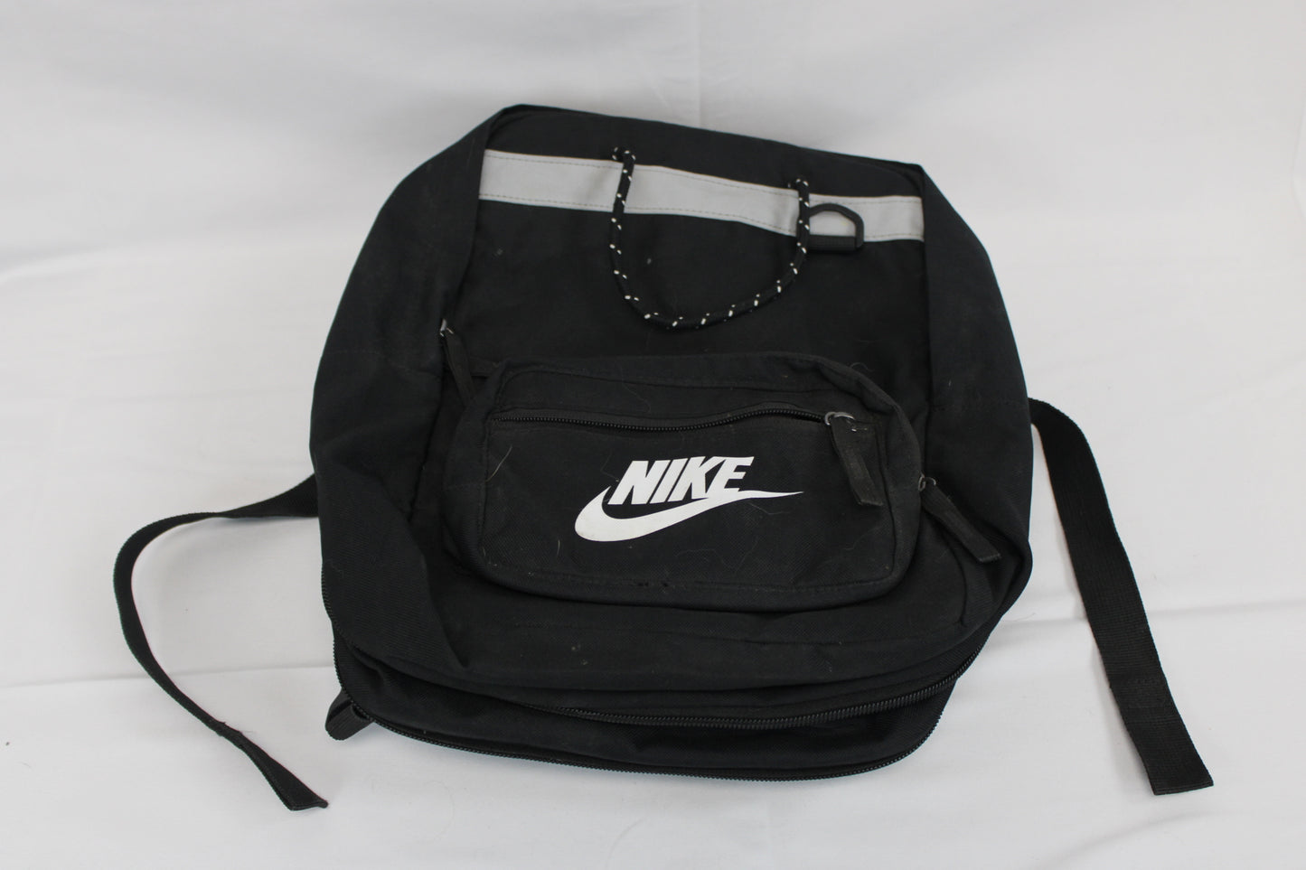 Nike nylon mini backpack w/ cell phone pocket