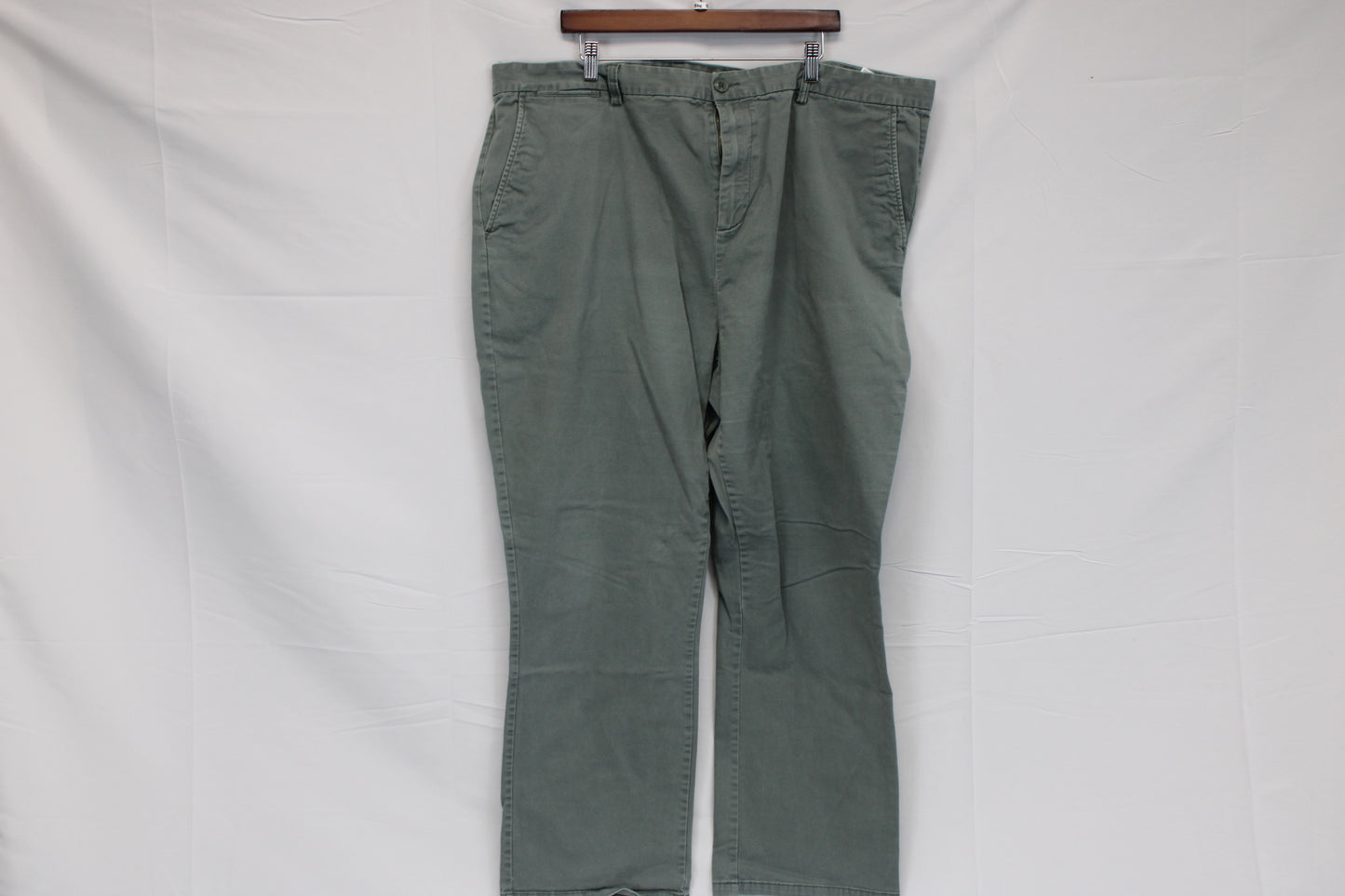 Old Navy straight leg flat front pants, olive, 46x32