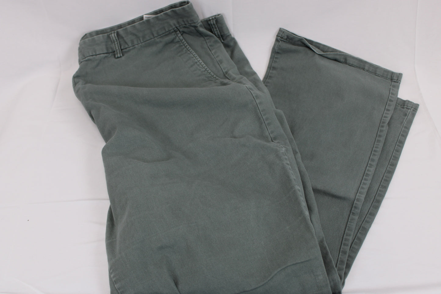 Old Navy straight leg flat front pants, olive, 46x32
