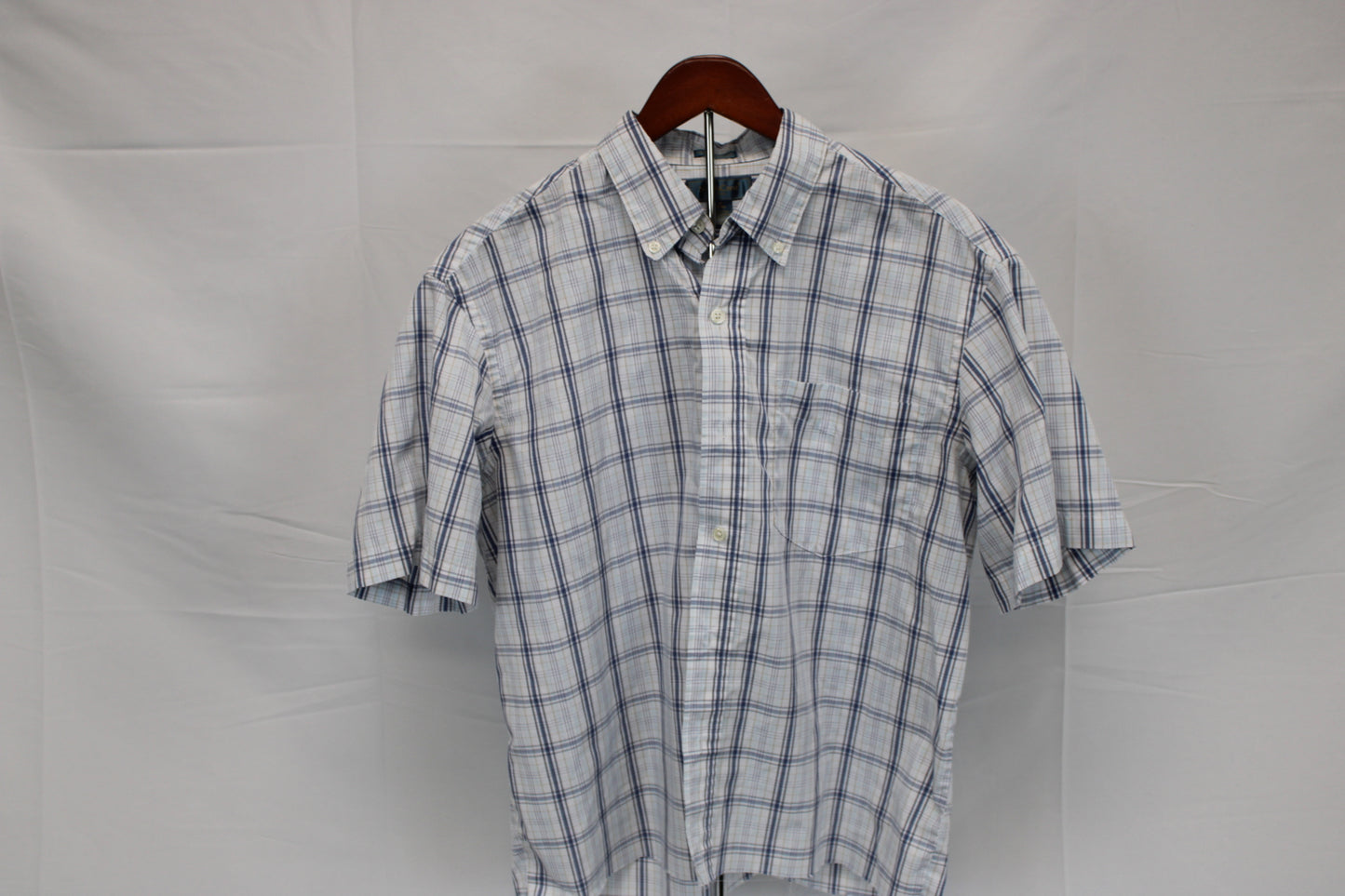 North Crest short sleeve plaid dress shirt, Men's M