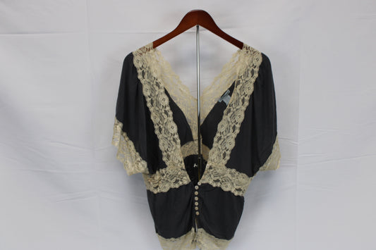 Charlotte Russe button down v-neck lace top, Women's XL