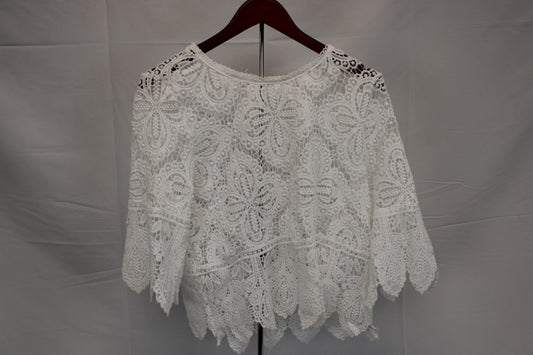 Sheer laced 3/4 sleeve top, white, Women's M