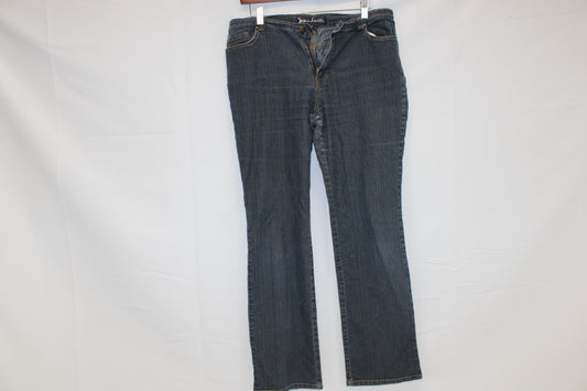 Susan Lucci dark wash boot cut jeans, Women's 12
