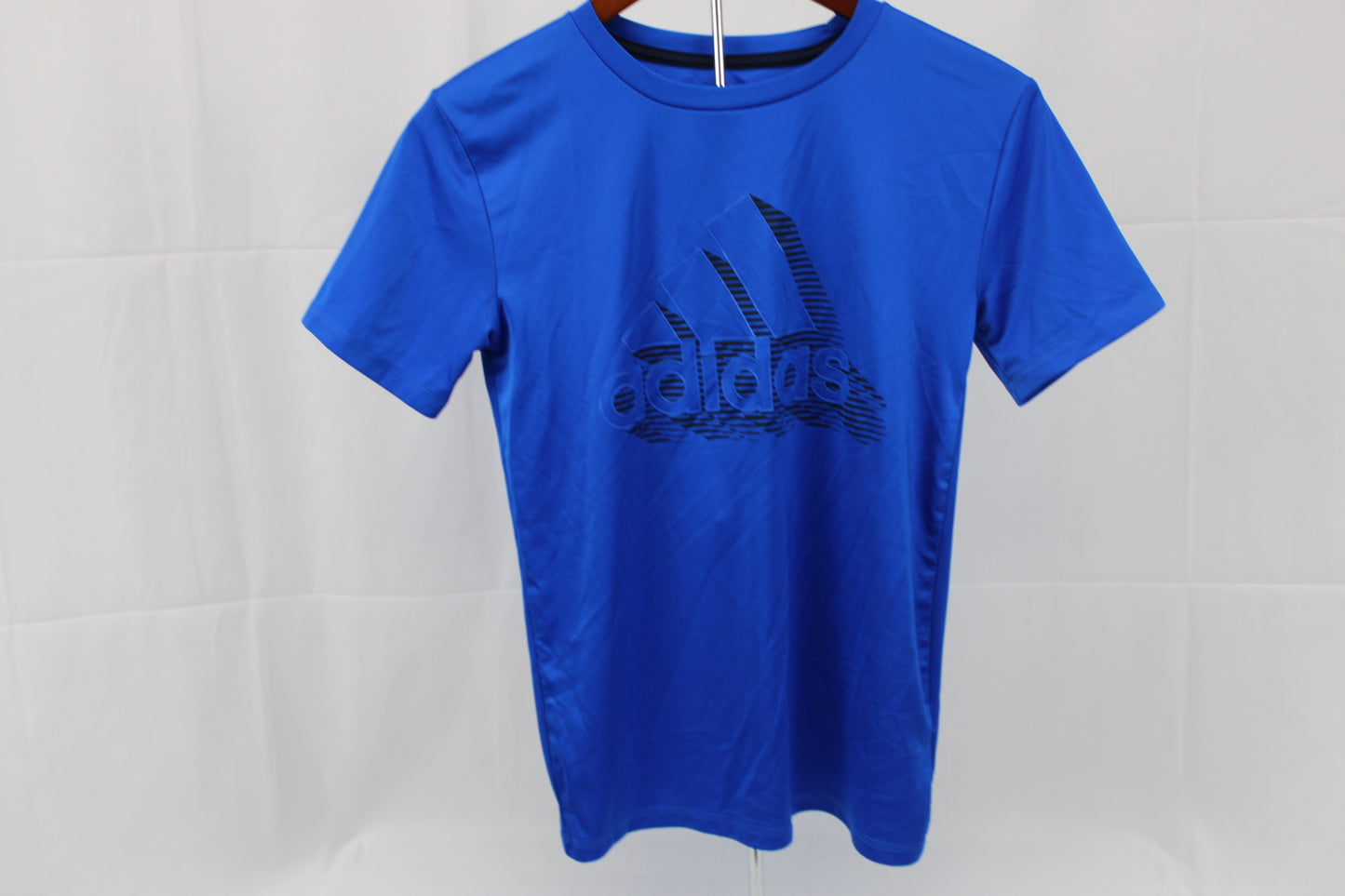 Adidas Climalite moisture wicking logo t-shirt, Youth M