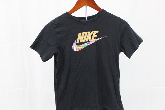 Nike international flag logo t-shirt, Youth M