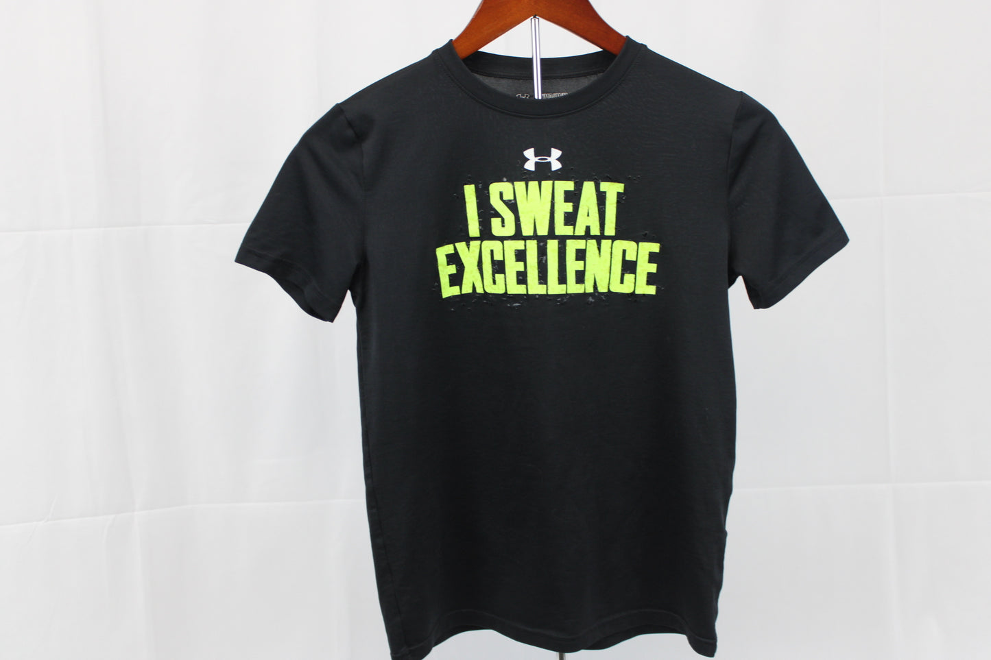 Under Armour I Sweat Excellence polyester t-shirt, Boy's M