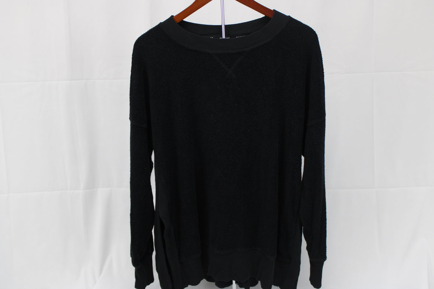 American Eagle fleece crew neck sweatshirt, Women's L