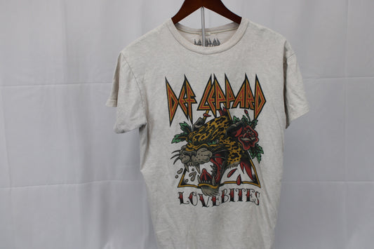 Def Leppard vintage inspired t-shirt, Women's M