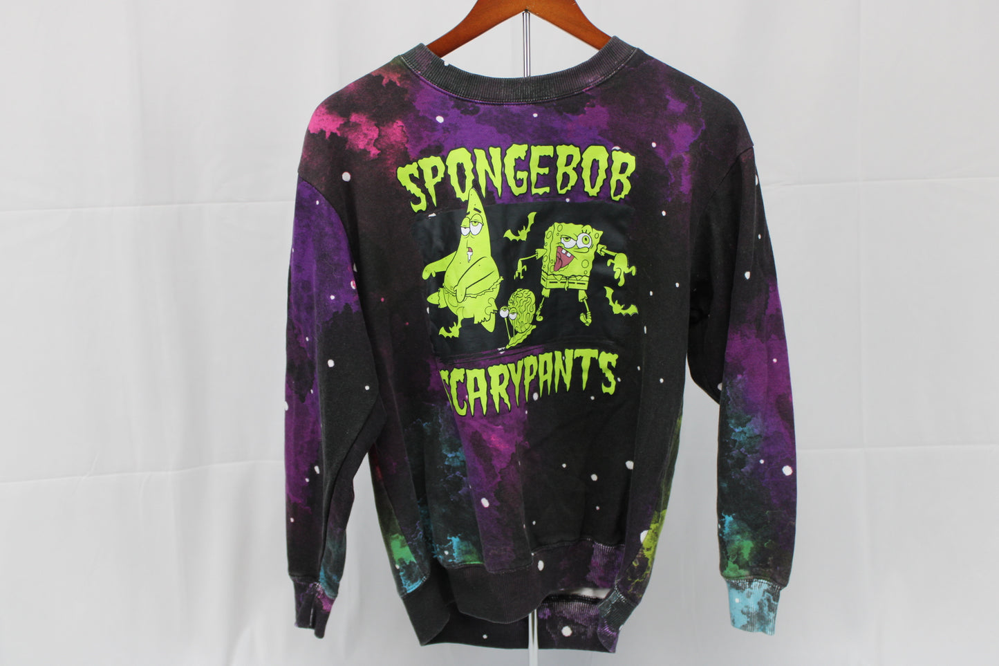 Spongebob Scarypants Halloween crew neck sweatshirt, Men's S