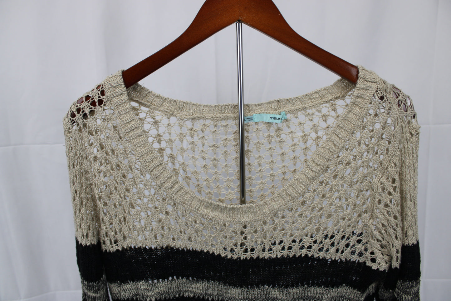 Maurice's cable knit v-neck sweater, Women's XL