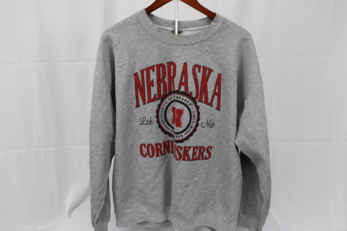Gildan Nebraska Cornhuskers fleece lined crew neck sweatshirt, Men's XL