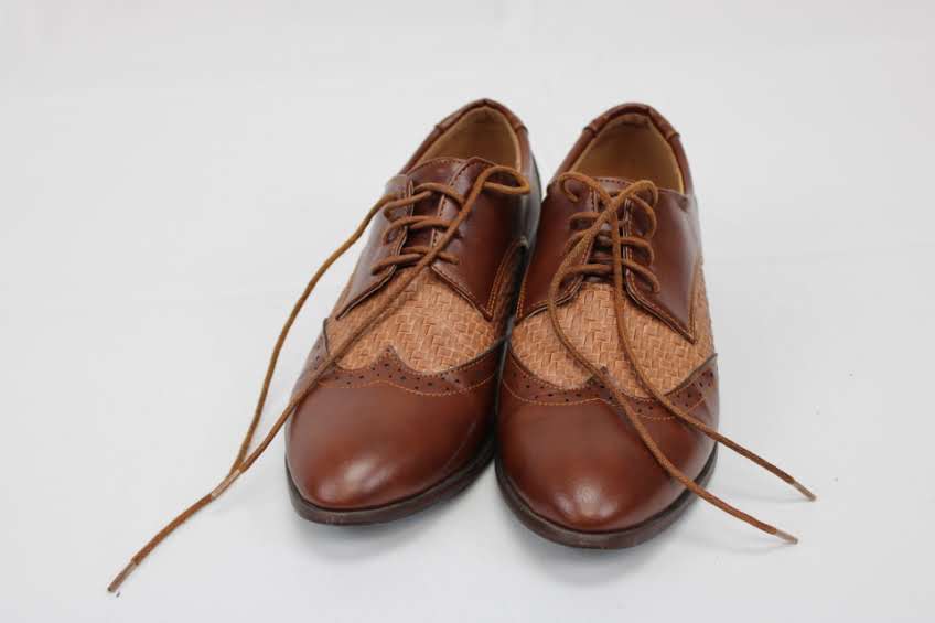 Synthetic leather wing tipped loafer, Women's 8.5