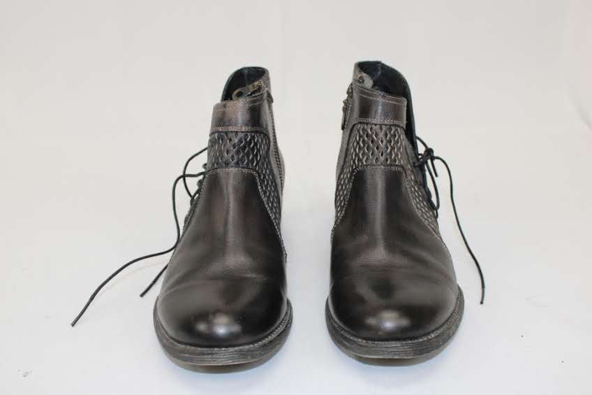 Roan by BedStu Antonia Side Tie ankle boot, like new, Women's 8