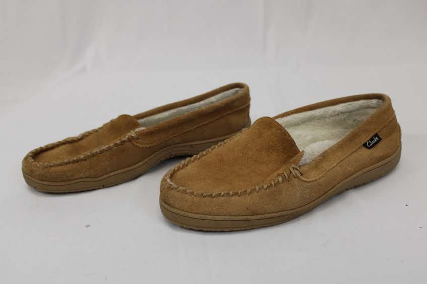 Clarks sherpa lined moc slipper, Men's 11