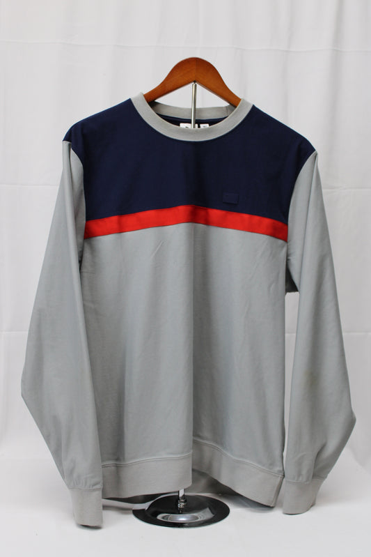Puma v-neck polyester 2 piece jogging suit, Men's L