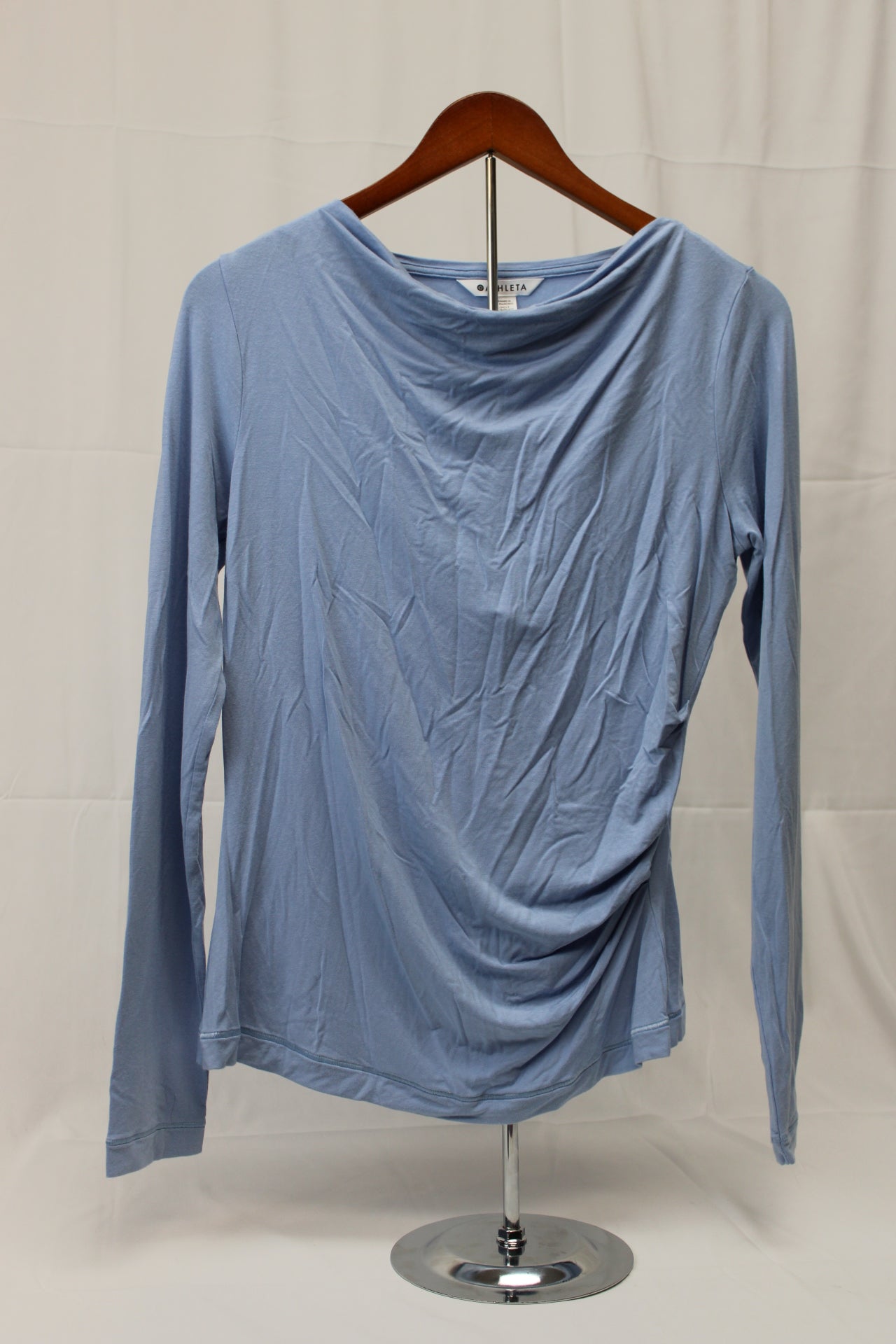 Athleta moisture wicking athleisure long sleeve top, Women's M
