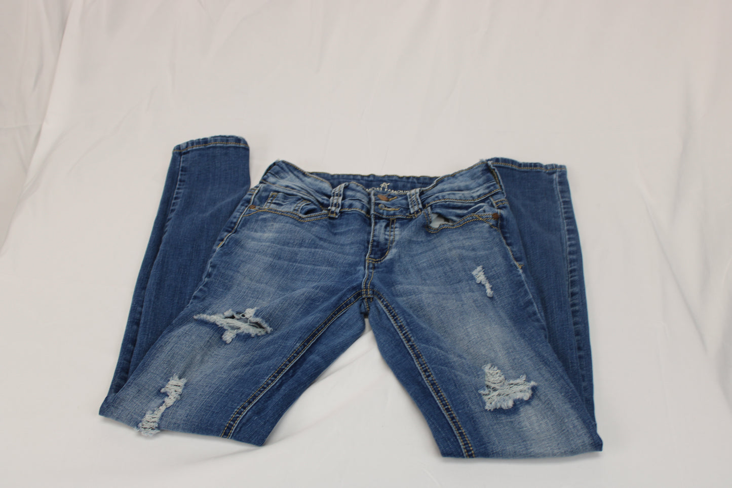 Almost Famous Women's Jeans, Size 7