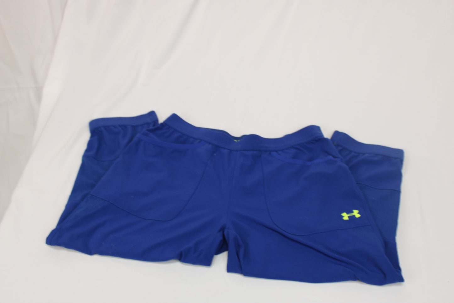 Under Armour Heatgear athletic capris, Women's M