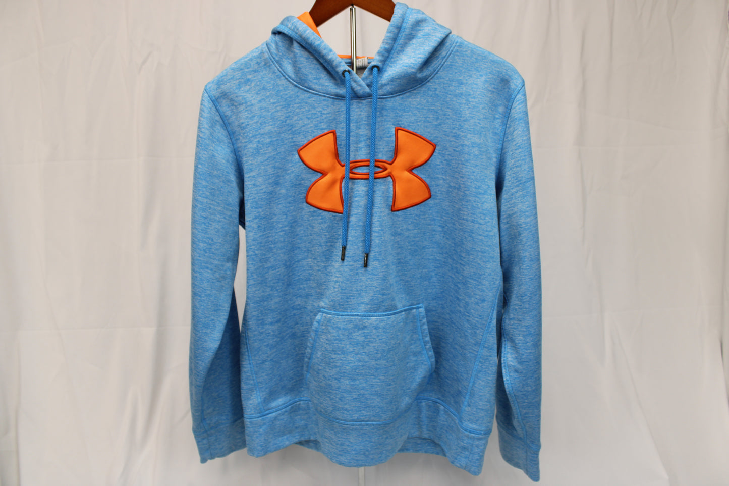 Under Armour fleece lined hooded sweatshirt, Women's M