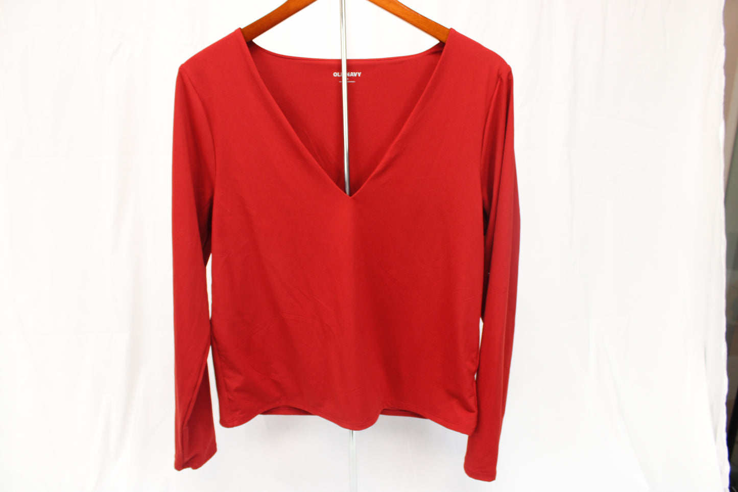 Old Navy long sleeve v-neck blouse, scarlet, Women's XL
