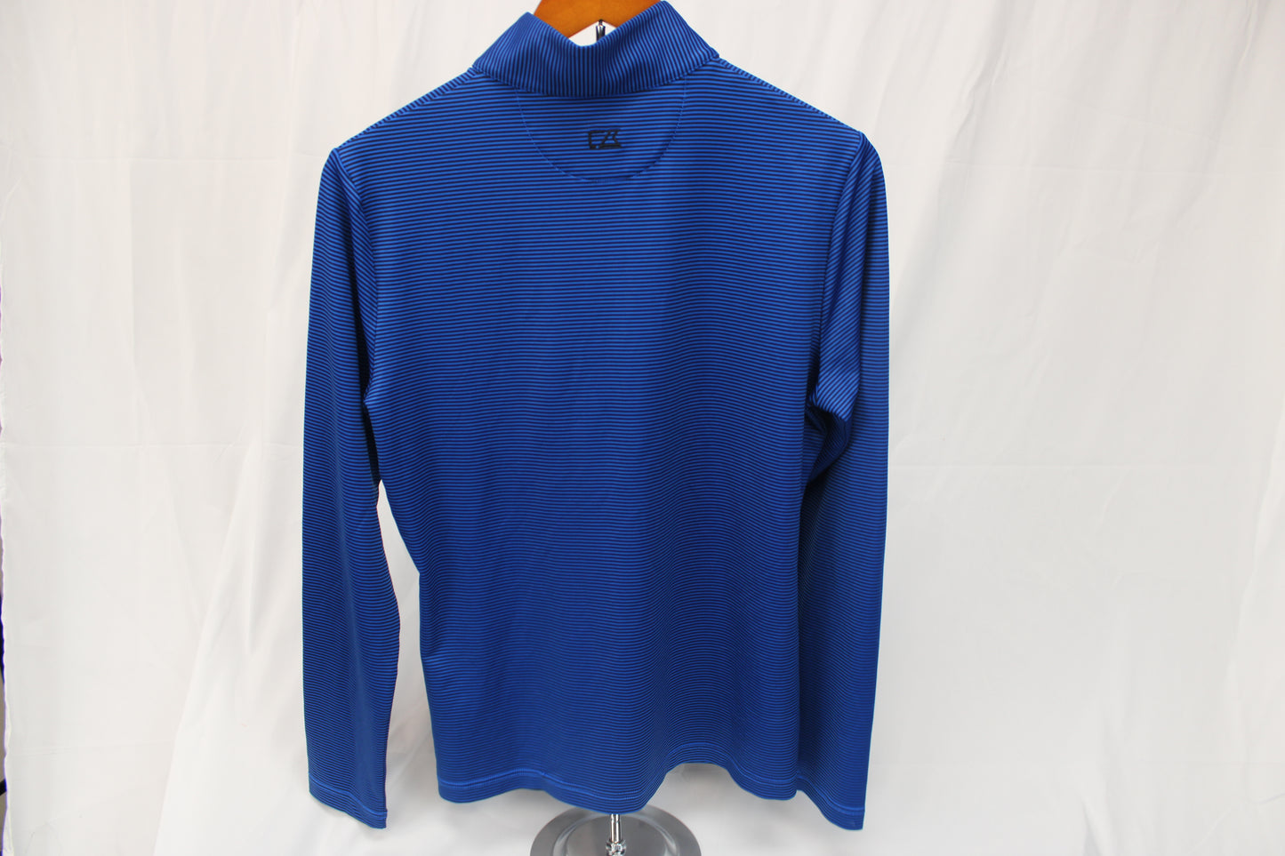 Cutter & Buck 1/2 zip long sleeve moisture wicking top, Men's M