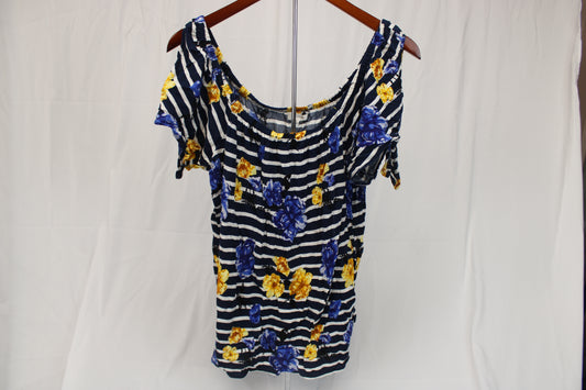 Maurice's short sleeve navy floral blouse, Women's L