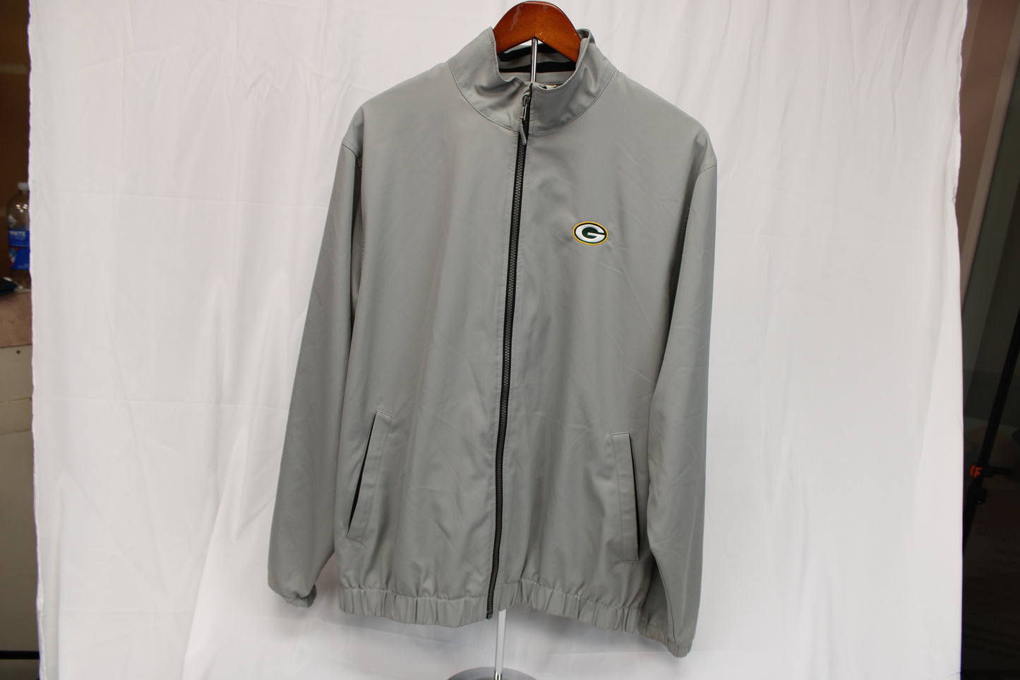 Cutter & Buck Green Bay Packers full zip windbreaker jacket, Men's L