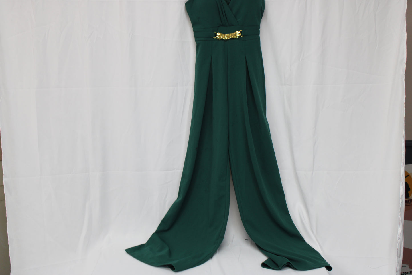 Almost Famous sleeveless pant suit, green, Women's 8