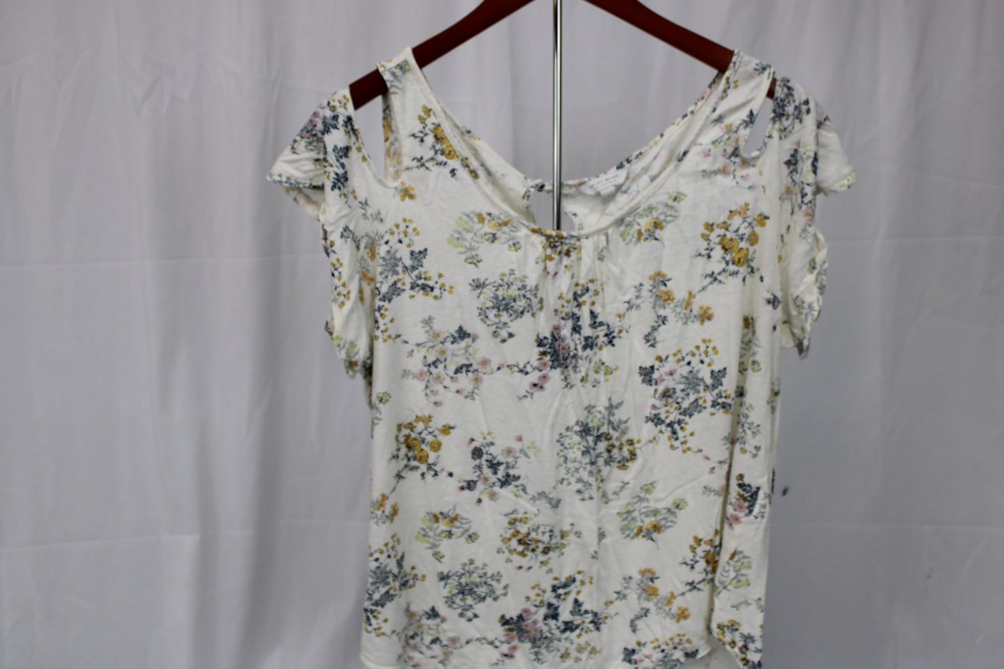 Lucky Brand Women's Floral Off the shoulder Shirt, Size L