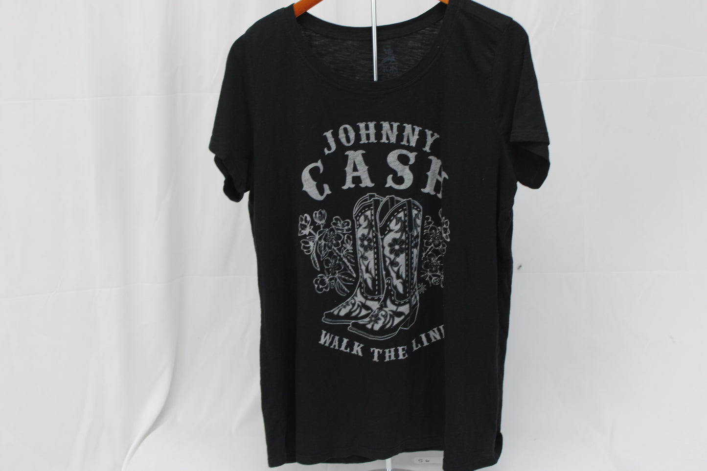 Zion Women's Johnny Cash Tshirt, Size 2X
