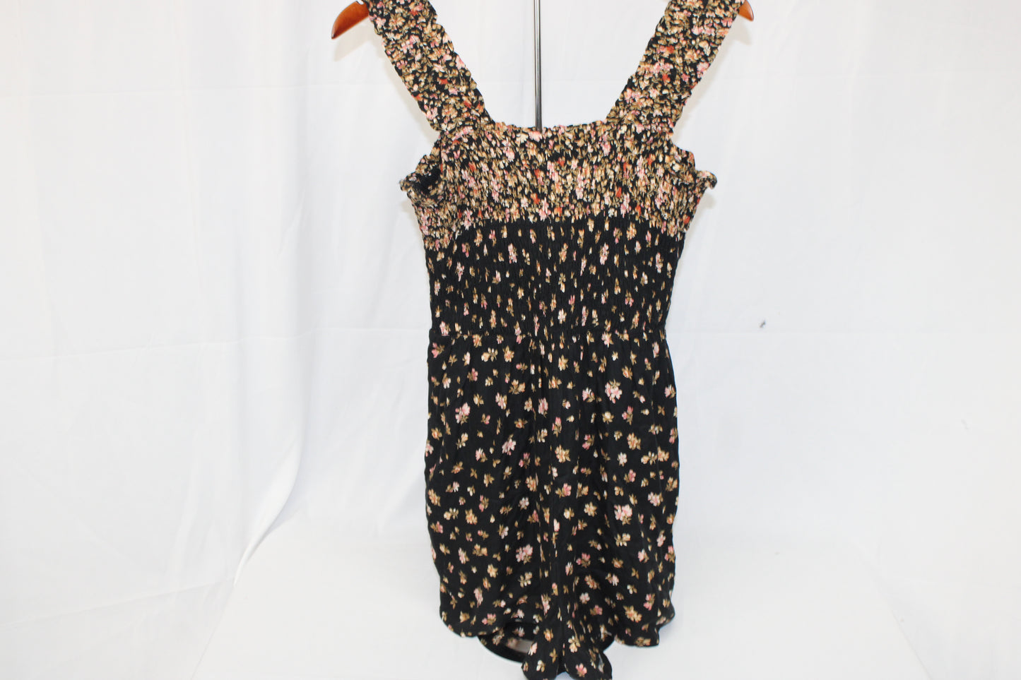 American Eagle Women's Floral Romper, Size M