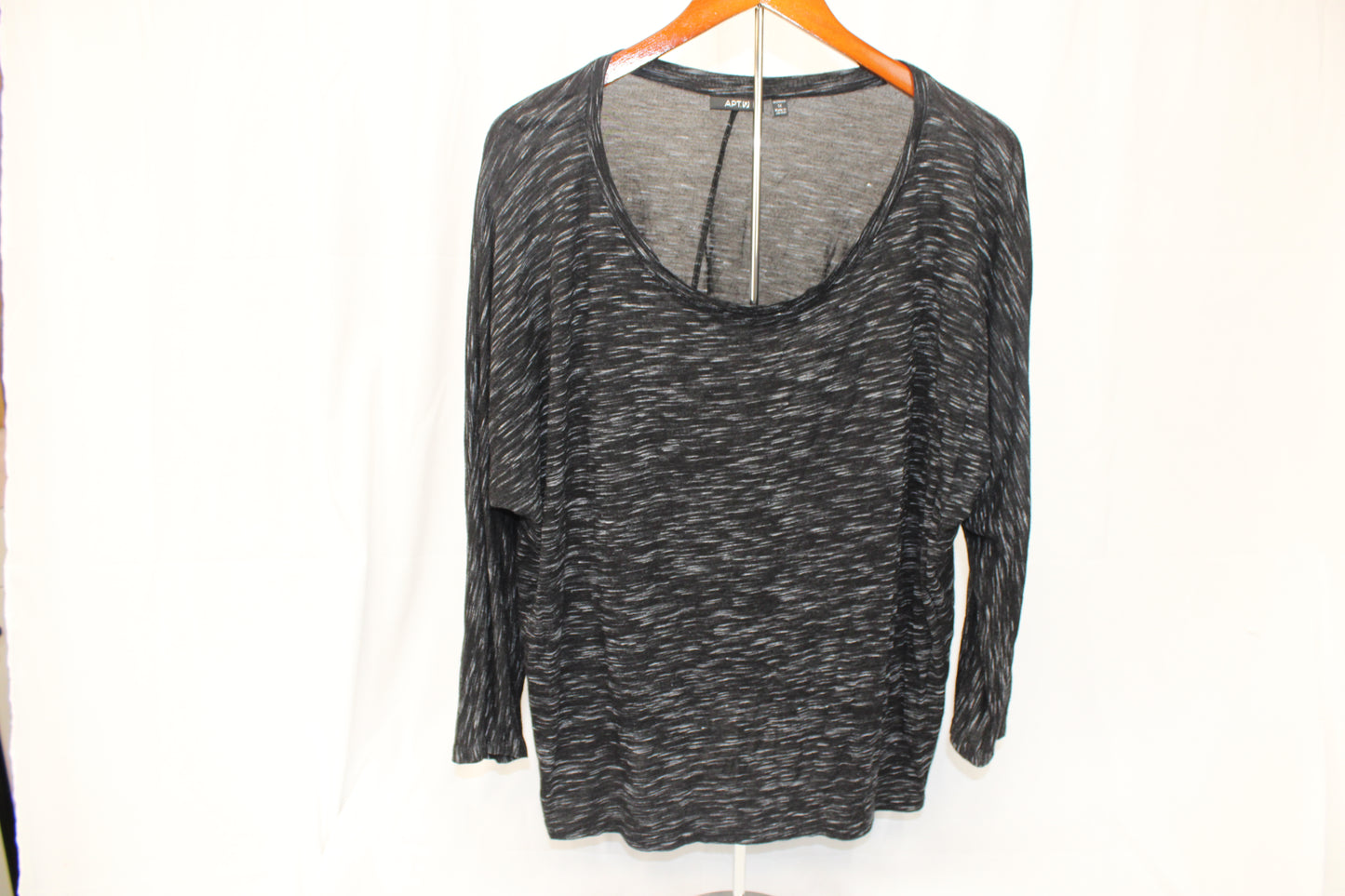 Apt. 9 crewneck long sleeve blouse, Women's XL