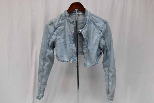 Fashion Nova cropped light wash denim jacket, Women's S