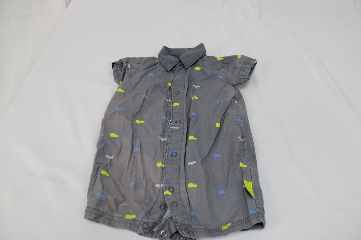 Carter's One piece Infant Shorts outfit, Size 6M