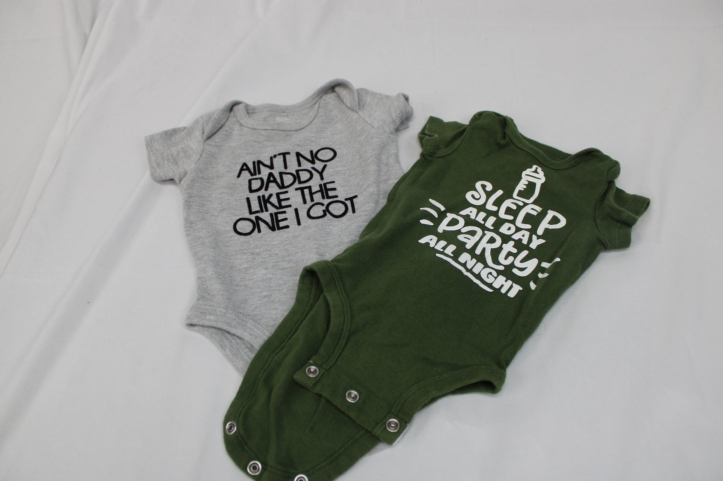 2 pack onesie with funny sayings, Size 3M