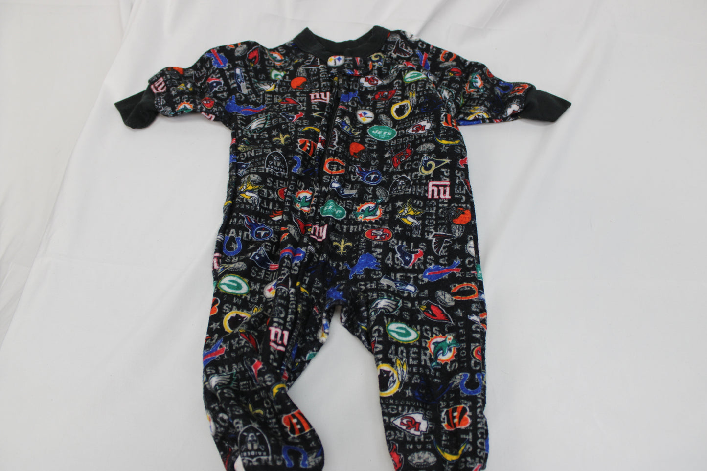 NFL Team Apparel Infant Sleeper, Size 6M