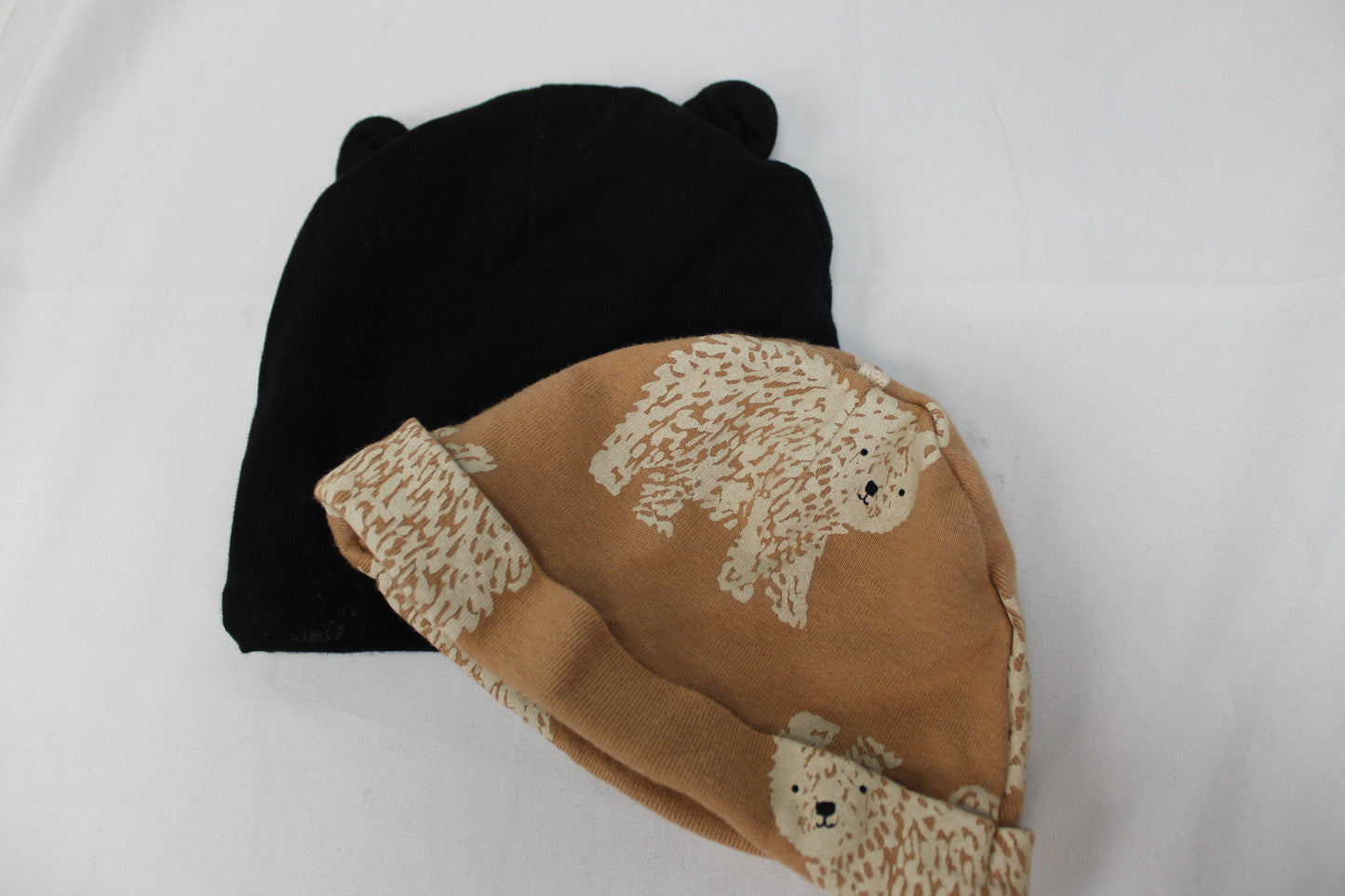2 pack of infant hats