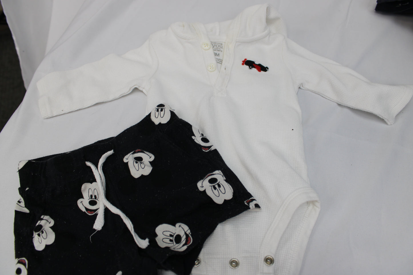 2 piece infant bundle, shorts and shirt, Size 3M