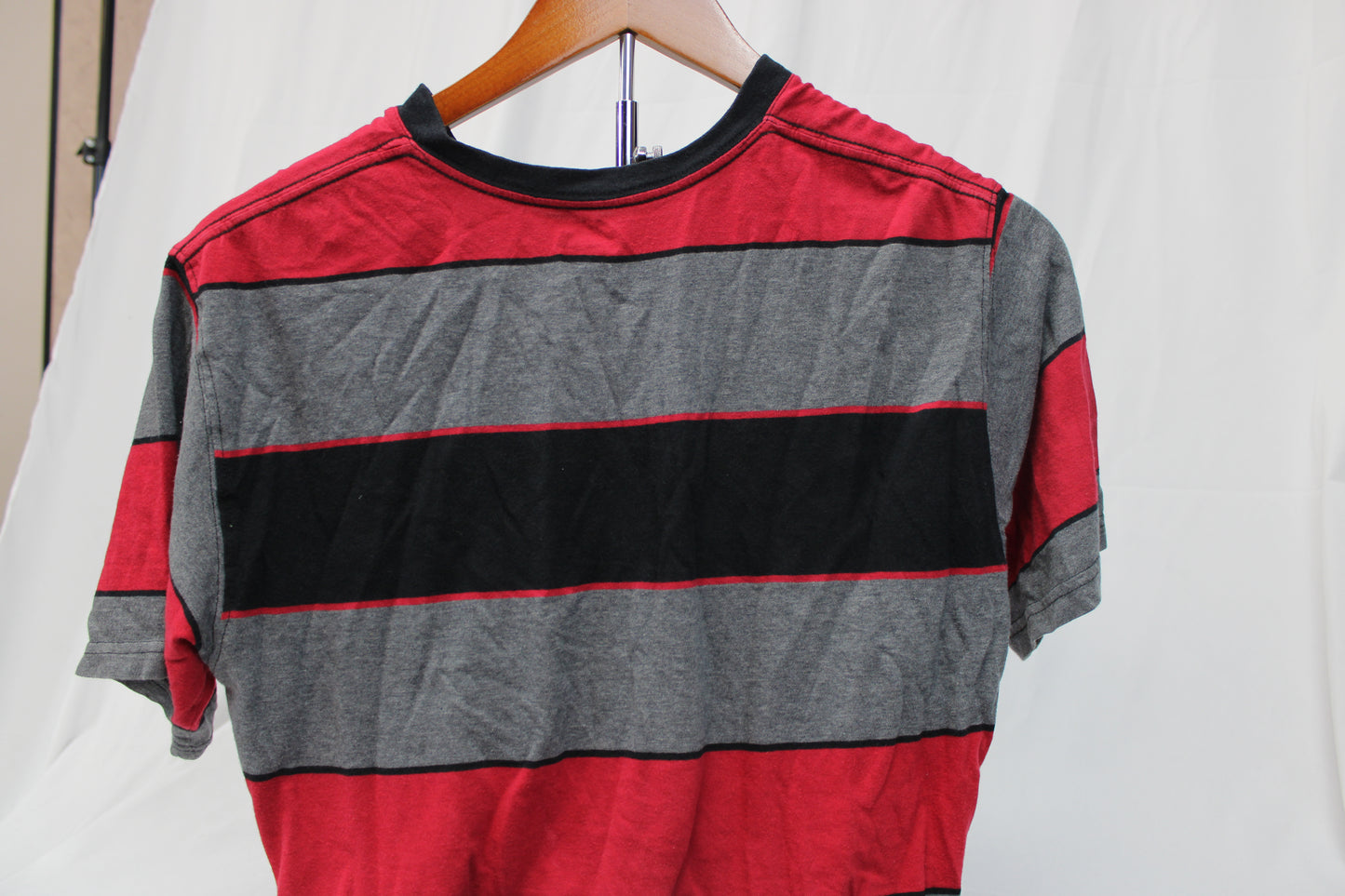 Faded Glory Striped Boys Vneck Tshirt, Size XL