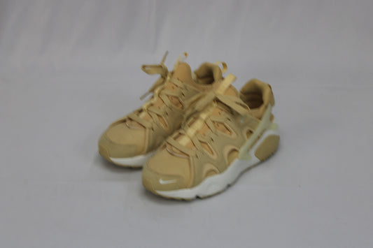 Nike Air Huarache Trainer, sesame/sail, Women's 9.5