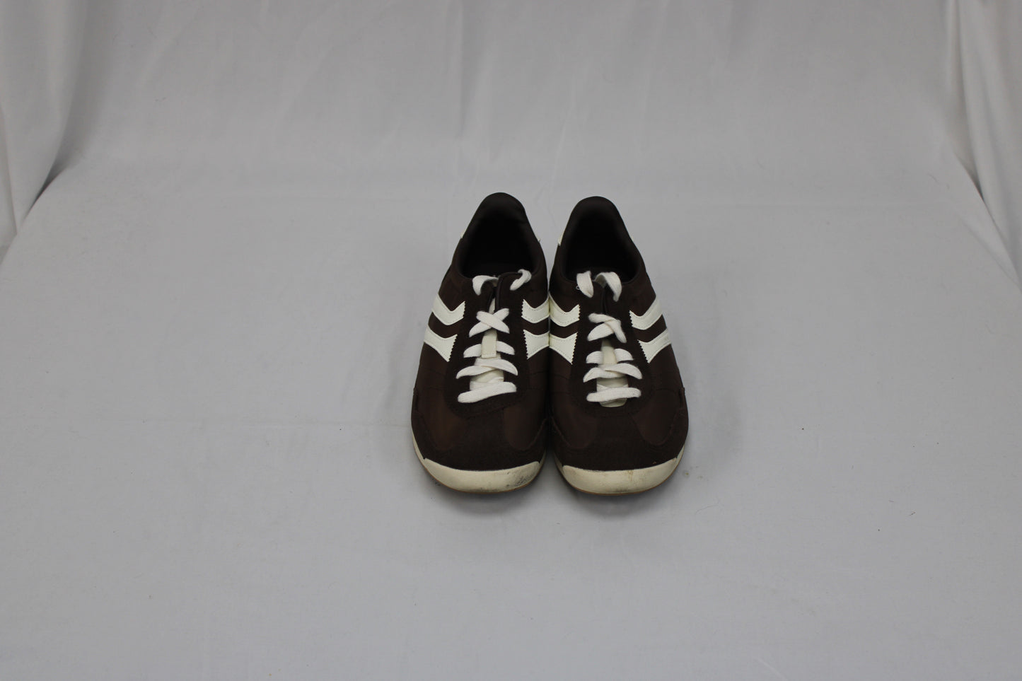 No Boundaries classic low top nylon sneaker, Women's 10
