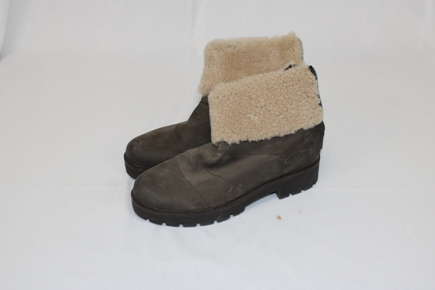 Manas suede upper lined zip up boot, Women's 9 (40)