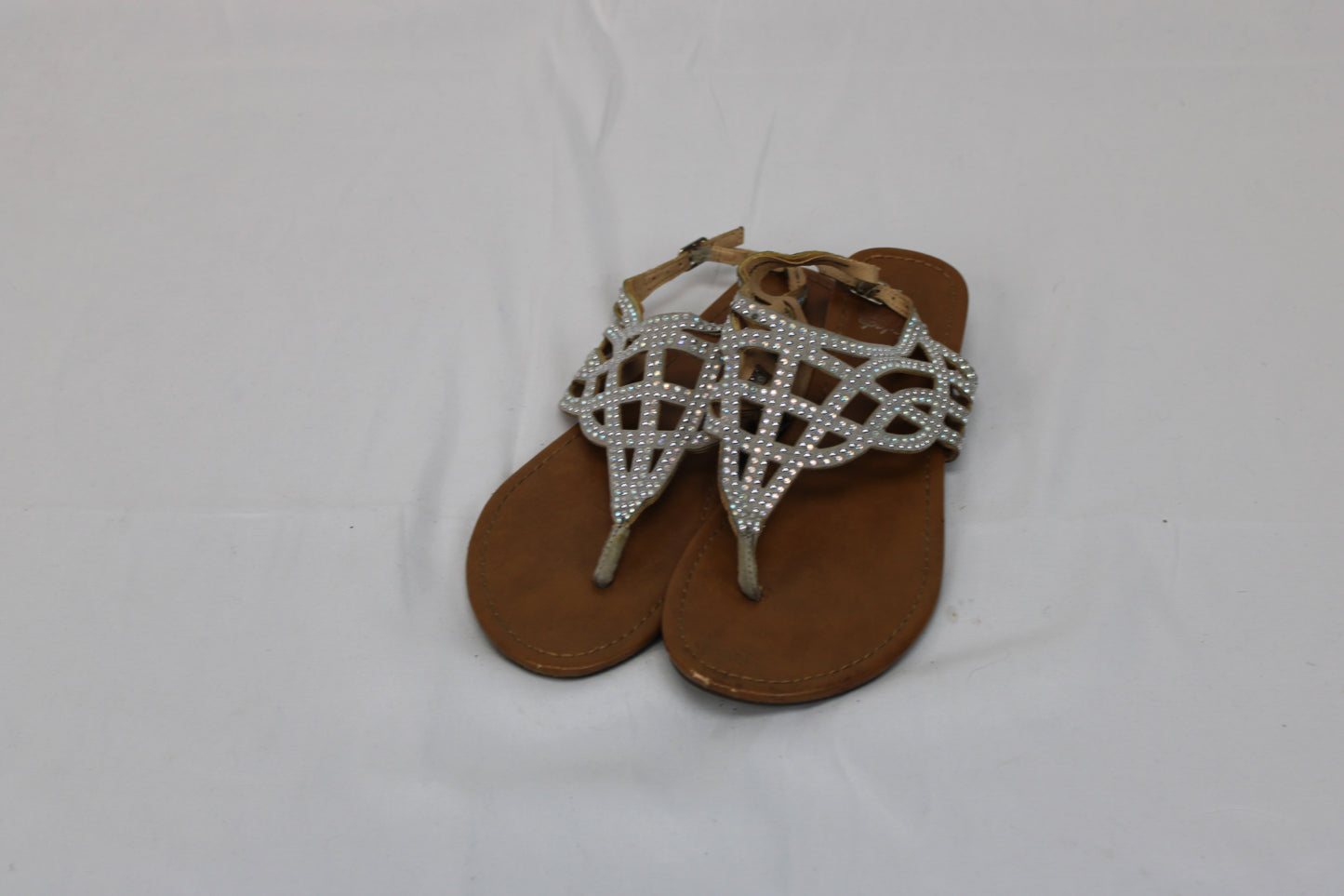 Faded Glory roman style flip flop, silver, Women's 9