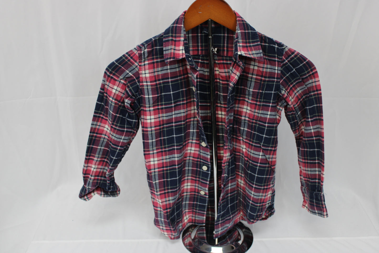 Gap long sleeve plaid button down shirt, Youth S