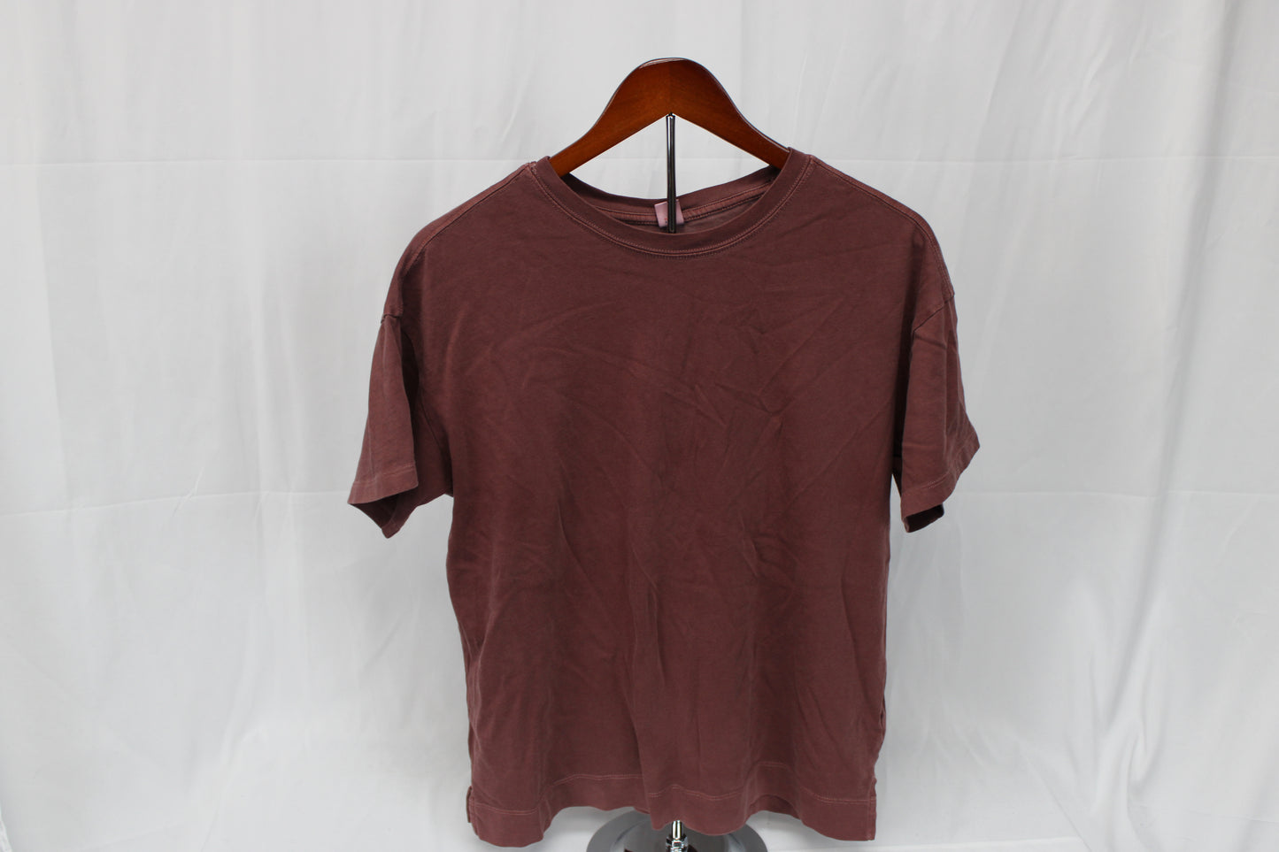 Old Navy classic cotton crew neck t-shirt, Women's M