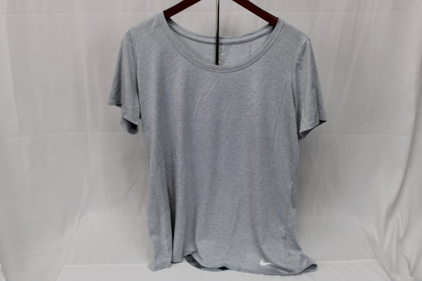 Nike Dri-Fit loose fit moisture wicking t-shirt, Women's XL