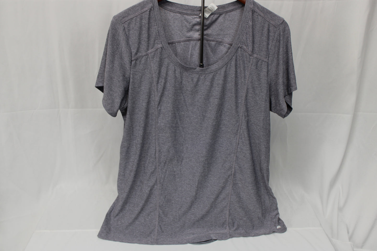 Marika moisture wicking workout t-shirt, Women's XL