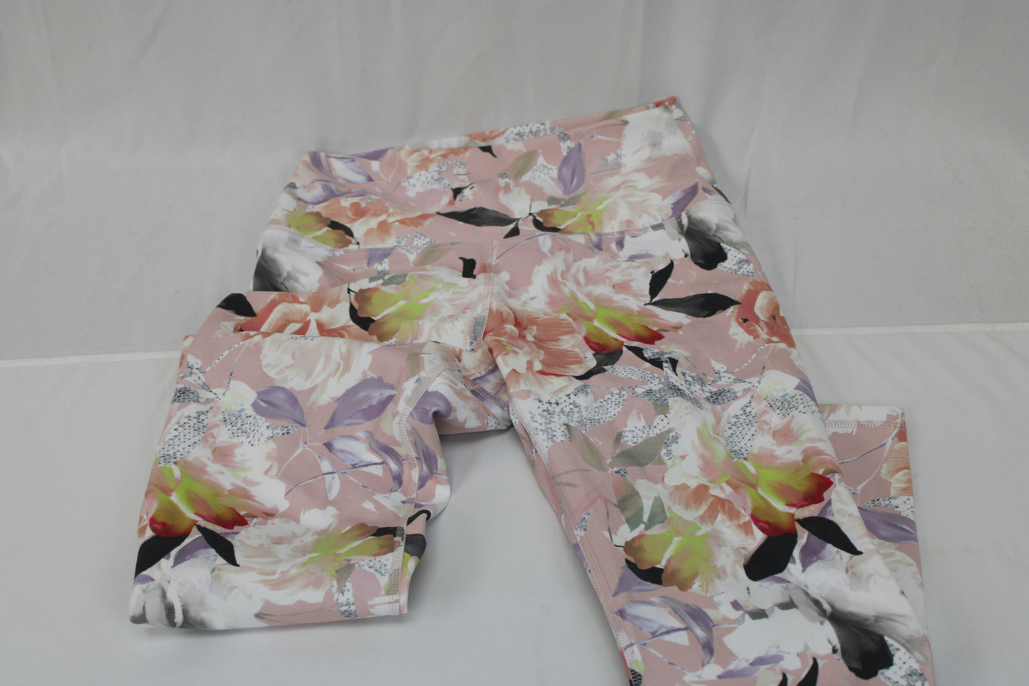 RBX spandex polyester capri length workout leggings, Women's M