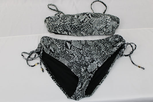 Time & Tru two piece printed swimsuit. Women's M (8-10)