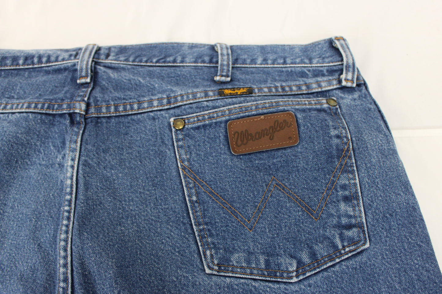 Wrangler heavy, medium wash, straight leg jeans, Men's 42x30
